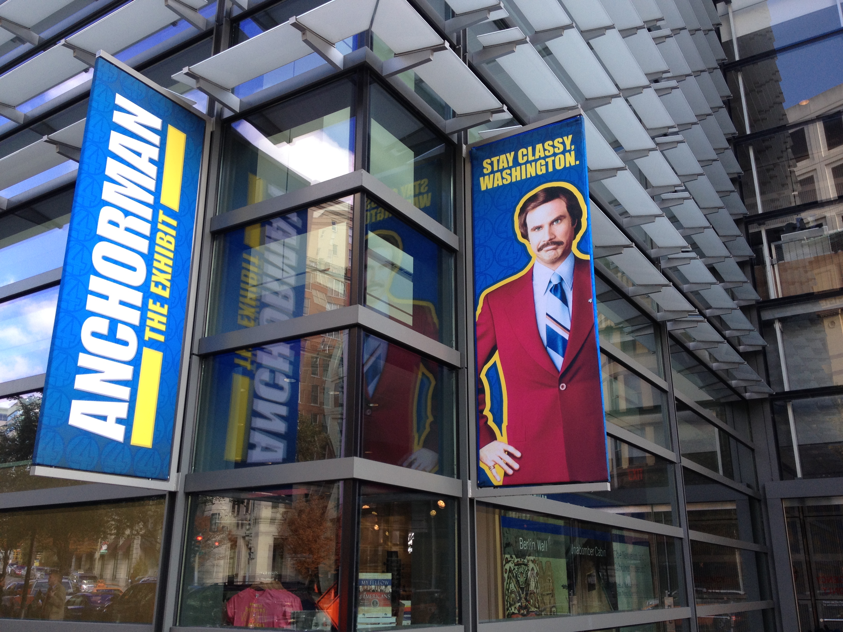 [Vid] Anchorman: The Exhibit Opens at Newseum