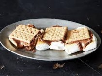 A Bar + Kitchen Gives Us S’mores to Smile About