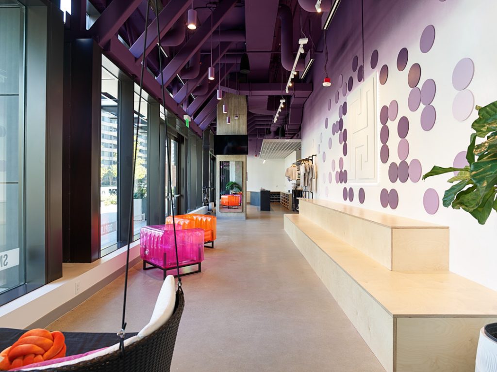 HUSTLE lobby-1