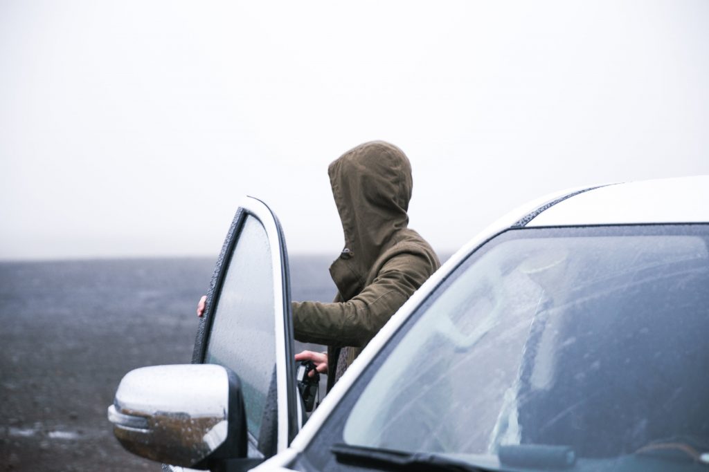 exiting-car-for-hike