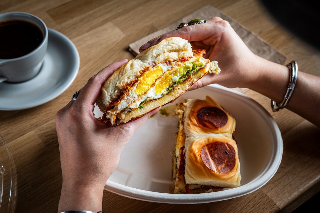 Unido – Breakfast Sandwich3 – Rey Lopez